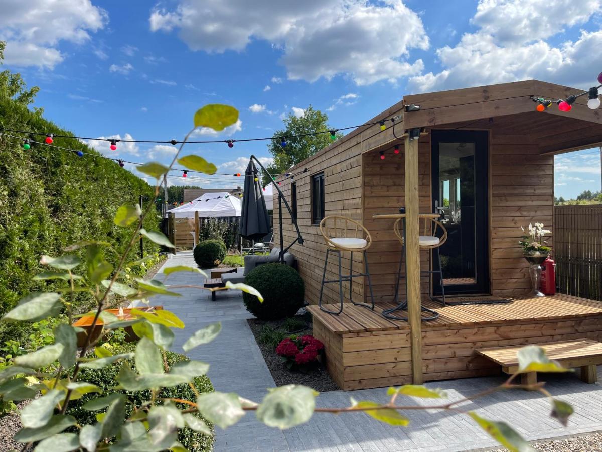 Roulotte du puits avec jacuzzi et sauna privatif - Housity