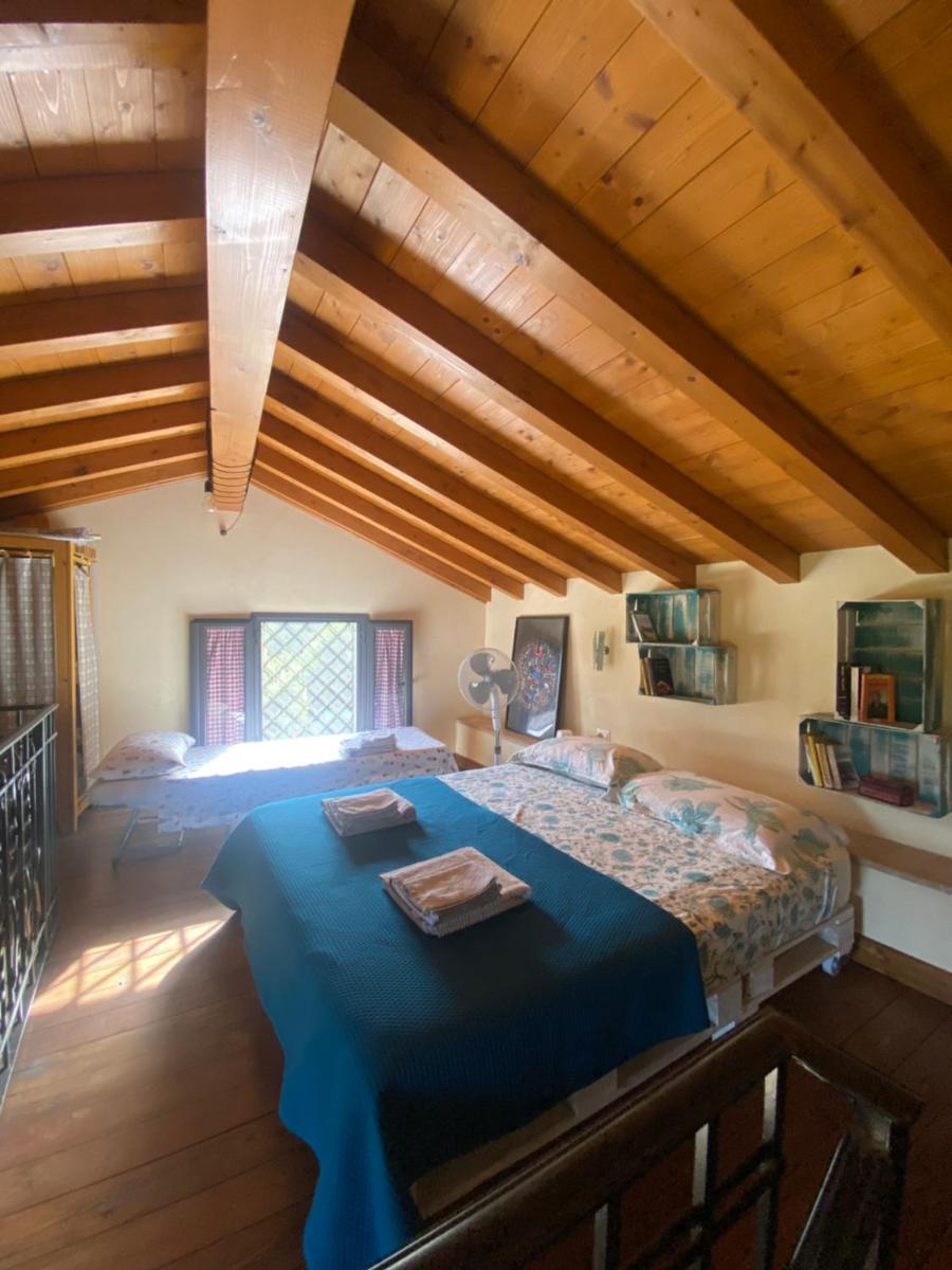 Mandorlo dell'Etna, Casa Siciliana - Housity