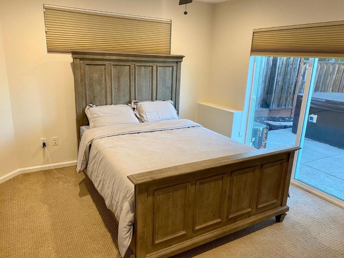 Guest home in a private house with awesome view - Housity