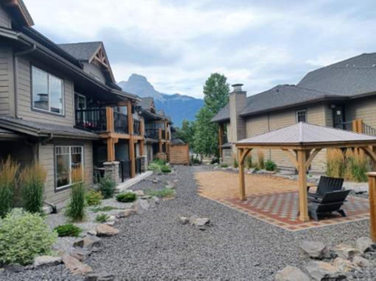 Rocky Mountain Getaway - Housity