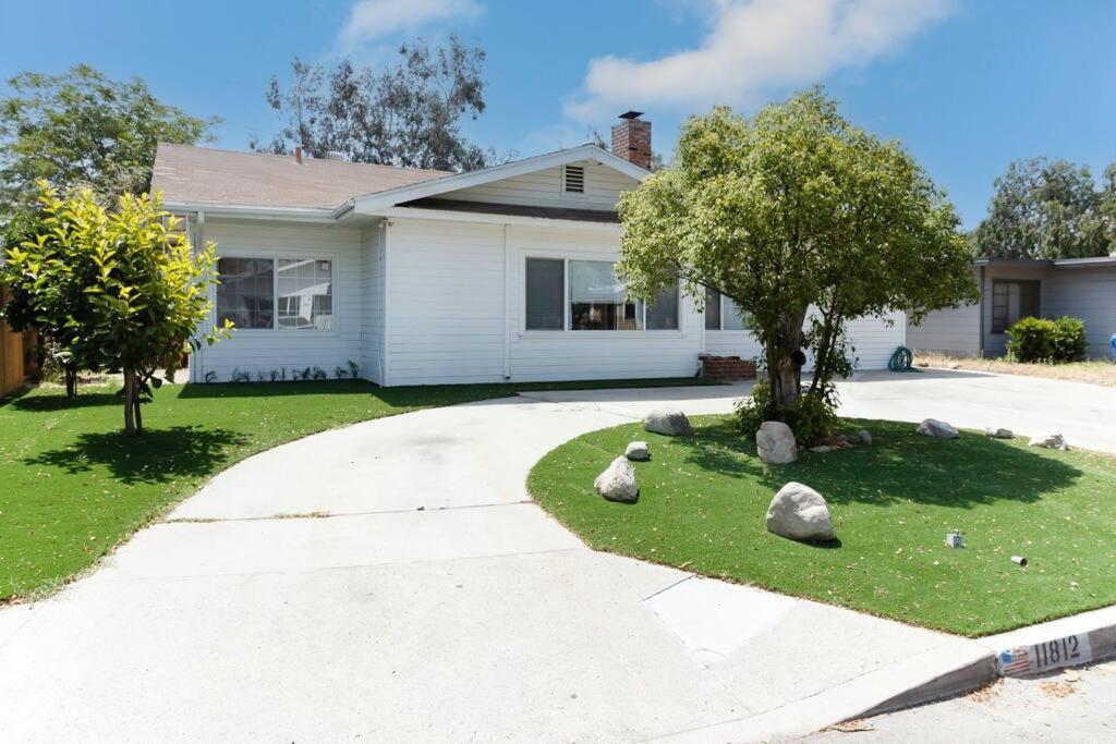 Large 5 bedroom charmer wIth pool - Housity