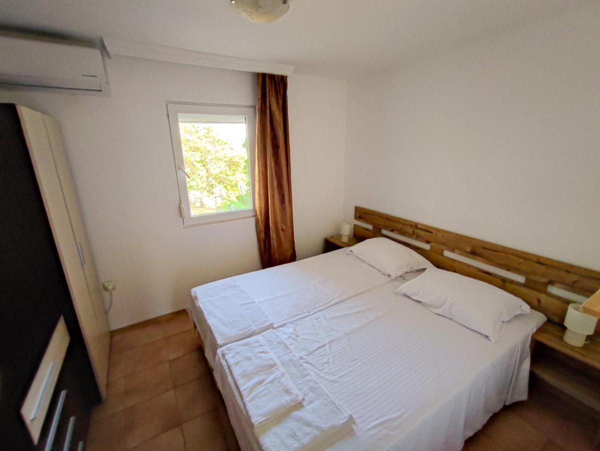 Suitetrails - Entire house with private garden and garage