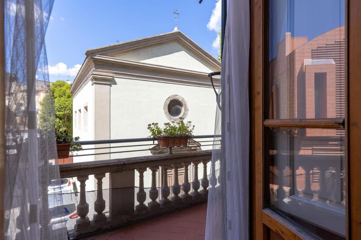 Travi a vista - Castelfiorentino - Housity