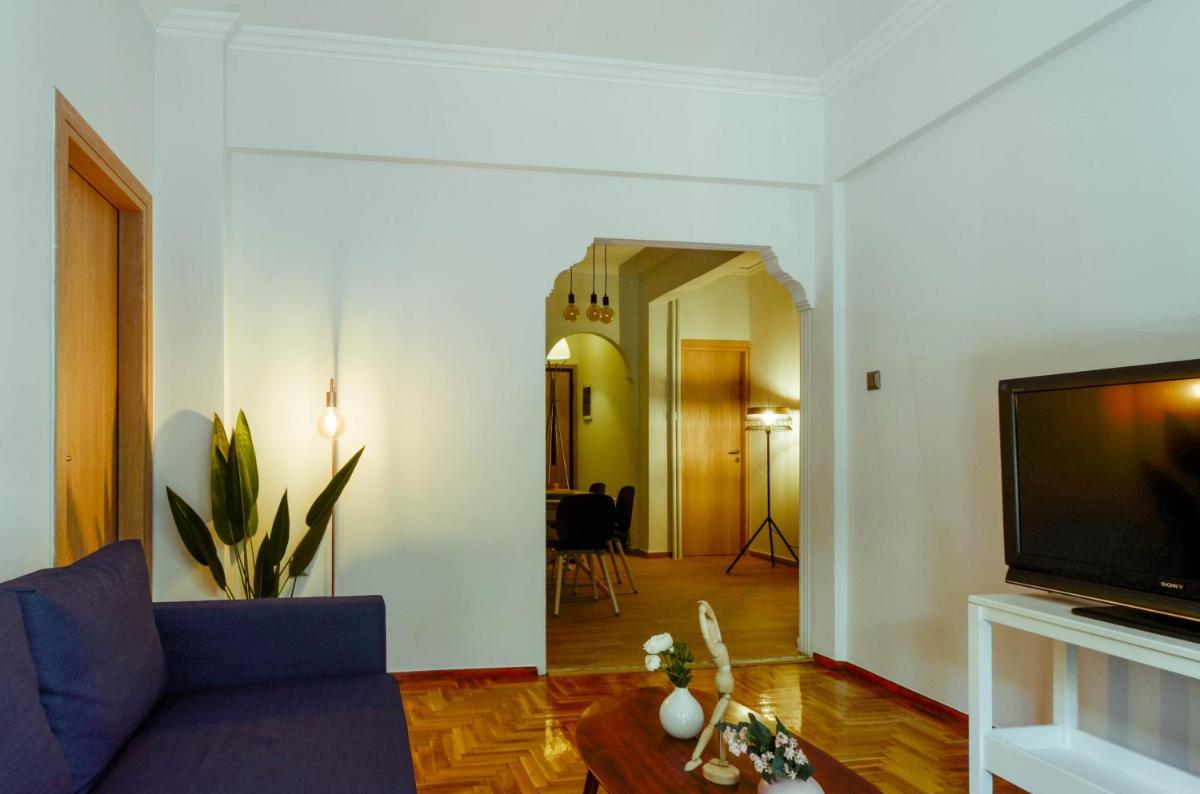 Adorable 2 bedroom apartment close to Ancient Athens city center - Housity