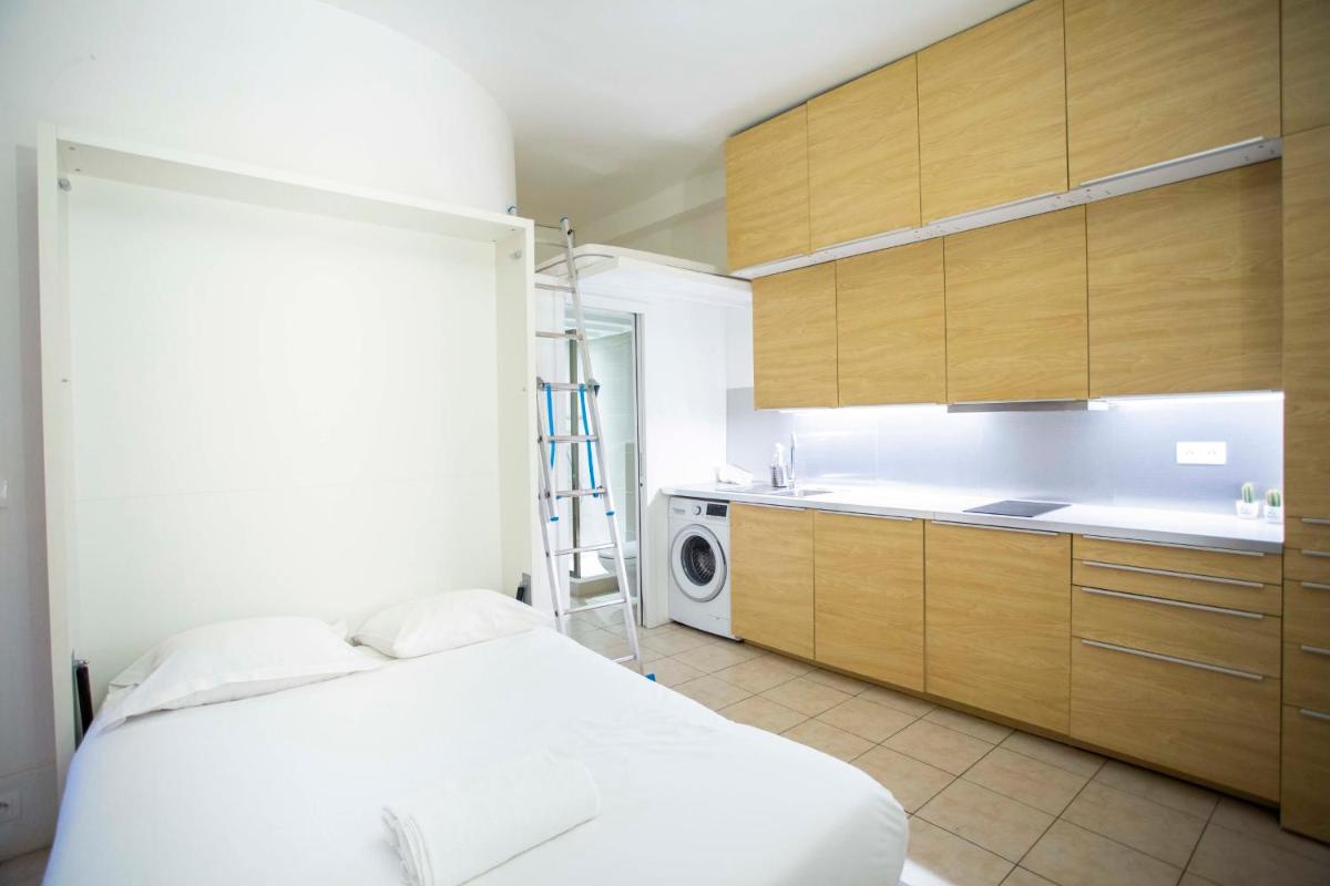 Cosy Studio near République - Housity