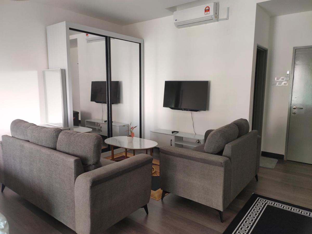Nur Mateen's Studio - Vista Bangi Service Apartment - Housity