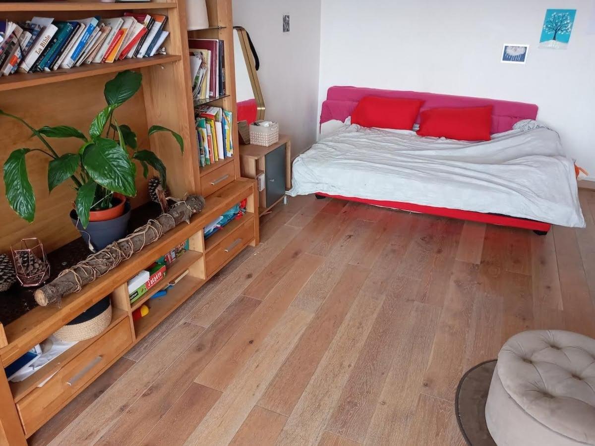 Suitetrails - Studio Proche Paris/lieux touristiques, lumineux.