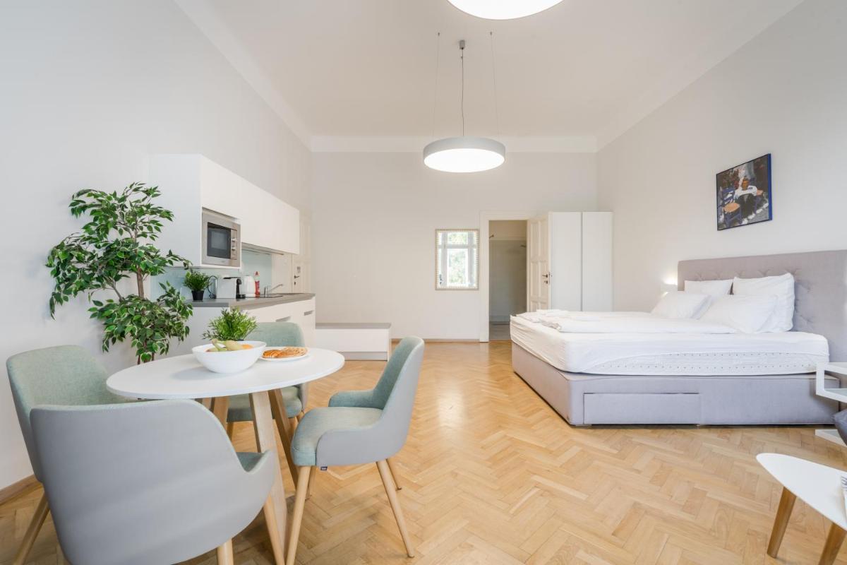 TCB régi - Housity