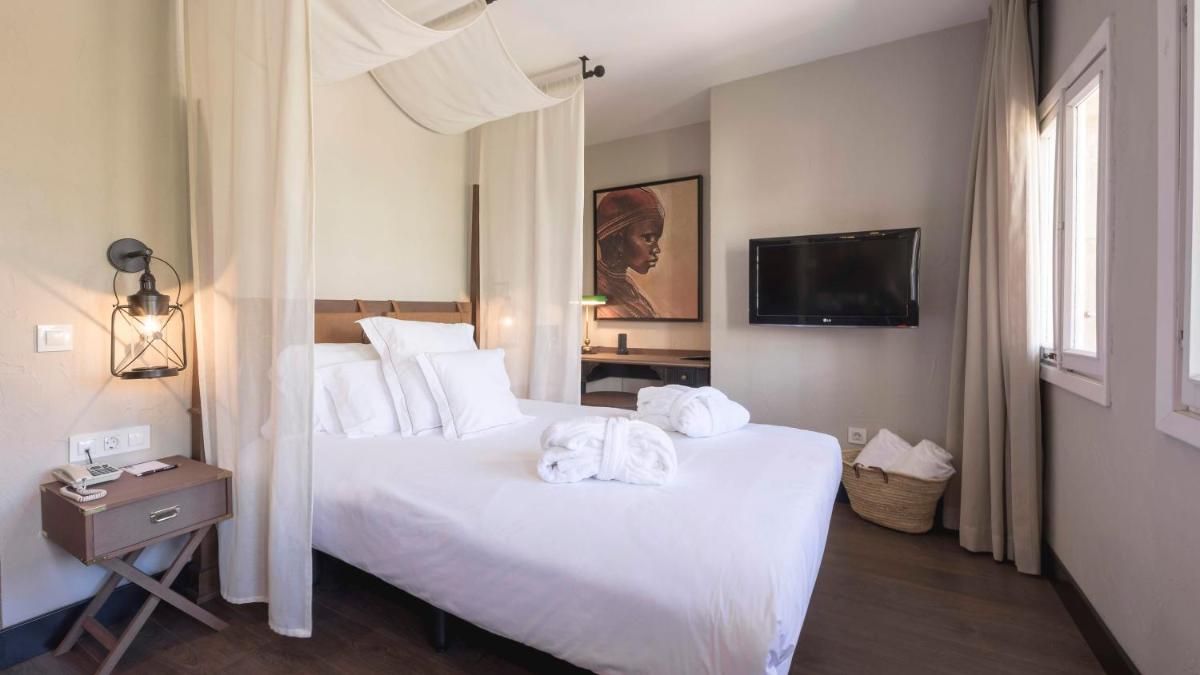 Cama o camas de una habitación en Be Live Adults Only La Cala Boutique Hotel