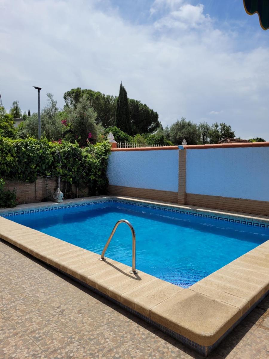 Suitetrails - Casa cerca de Sevilla con piscina