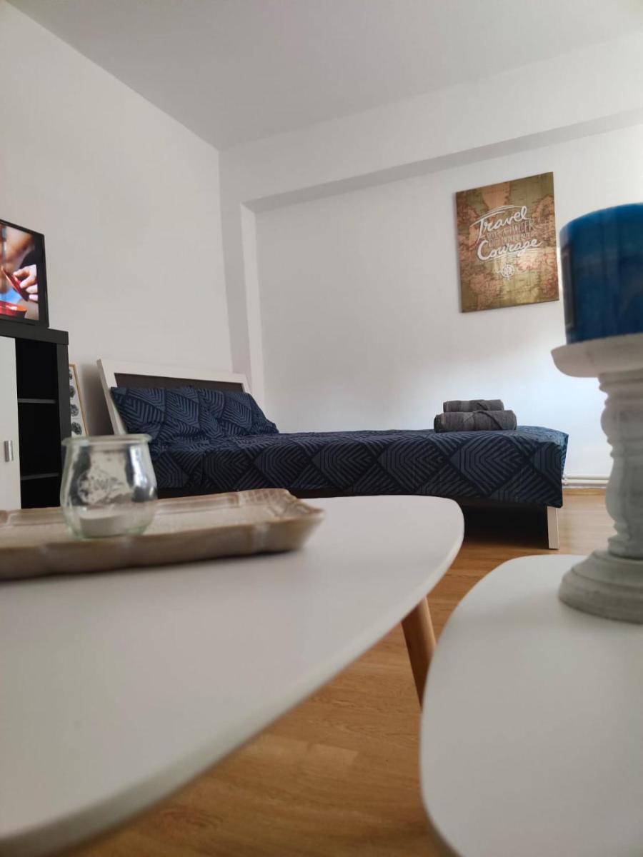 Travel Apartment - Housity