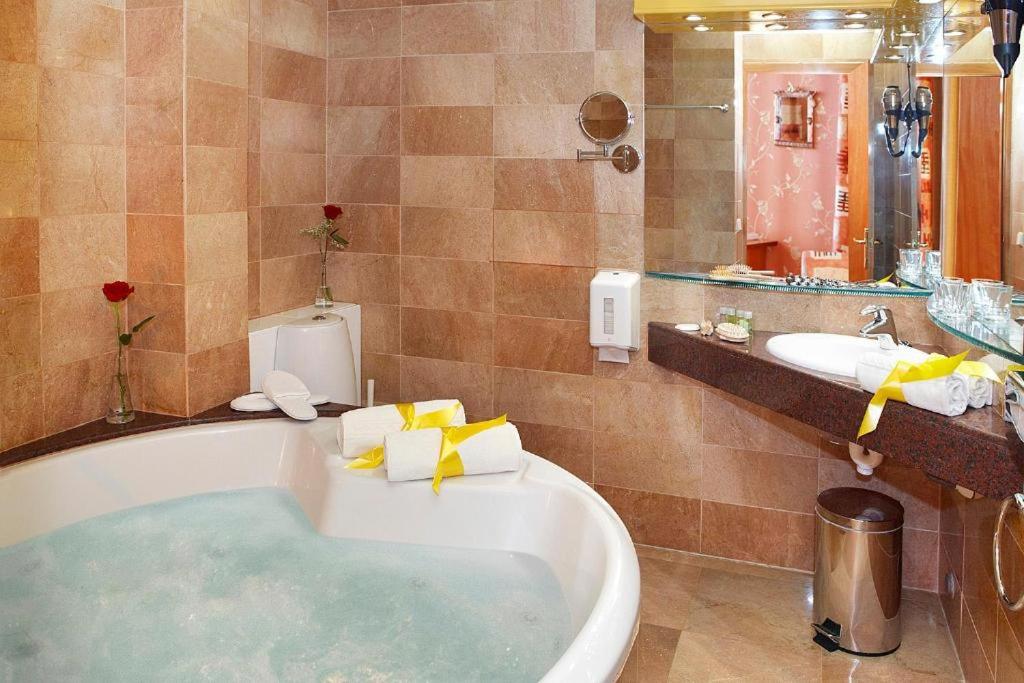 Un baño de Hotel Spa Porto Cristo