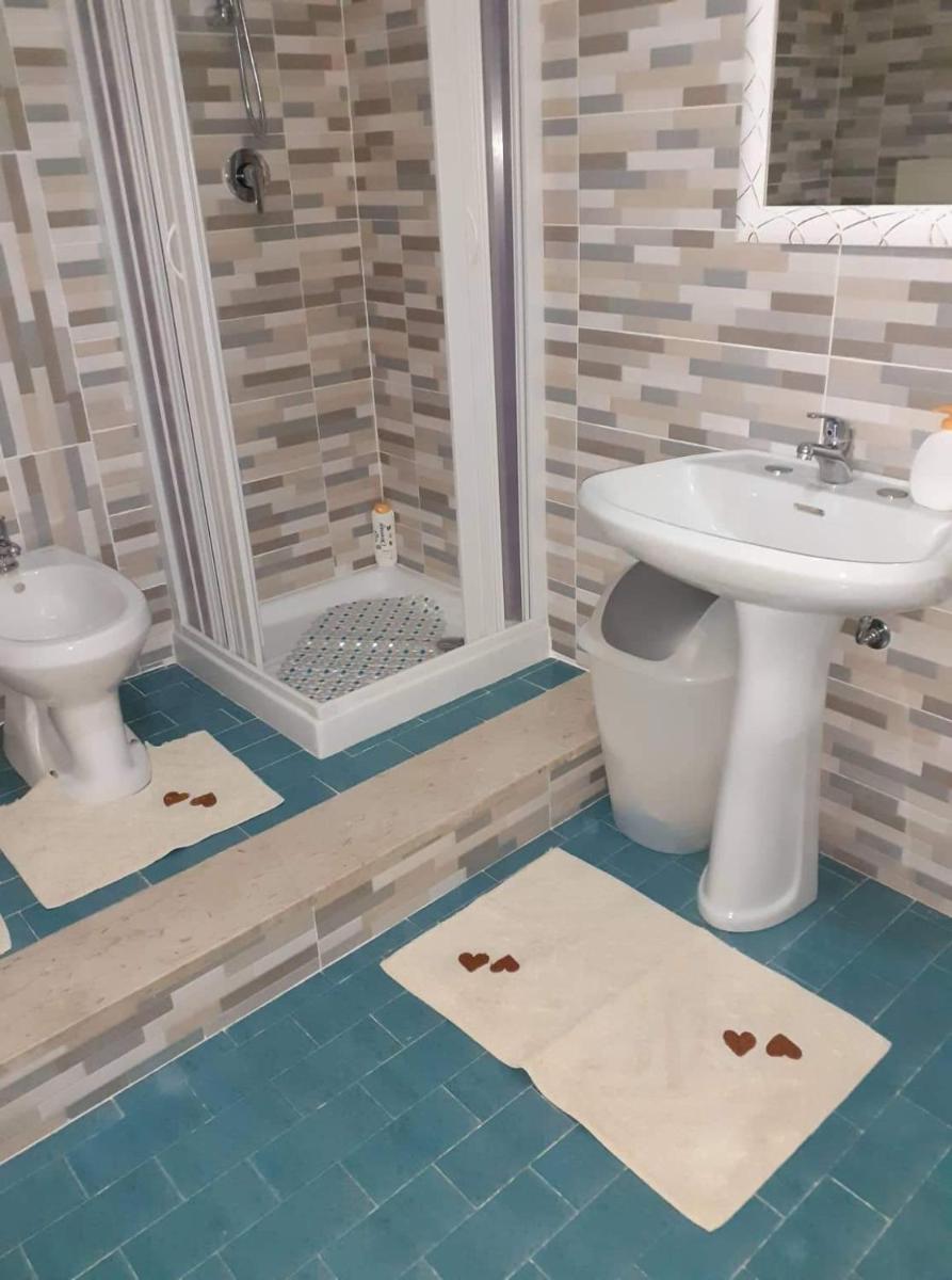 Casa dello Scoglio nel mare - Housity