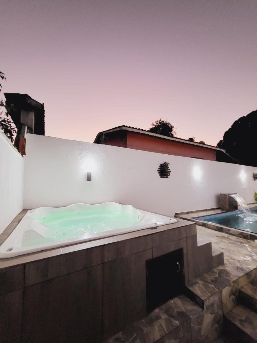 Casa Aconchegante com Piscina e Spa - Housity