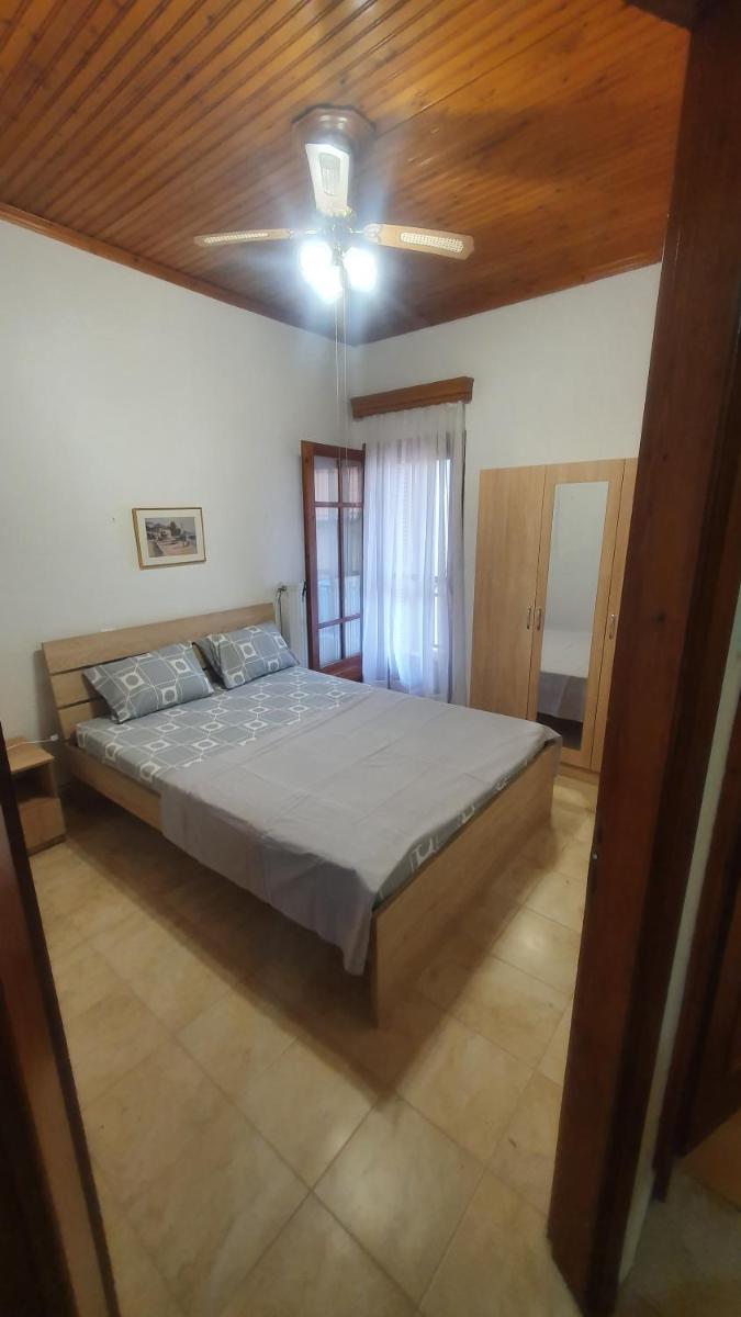 Adorable 2 floors two bedroom vacation maisonette - Housity