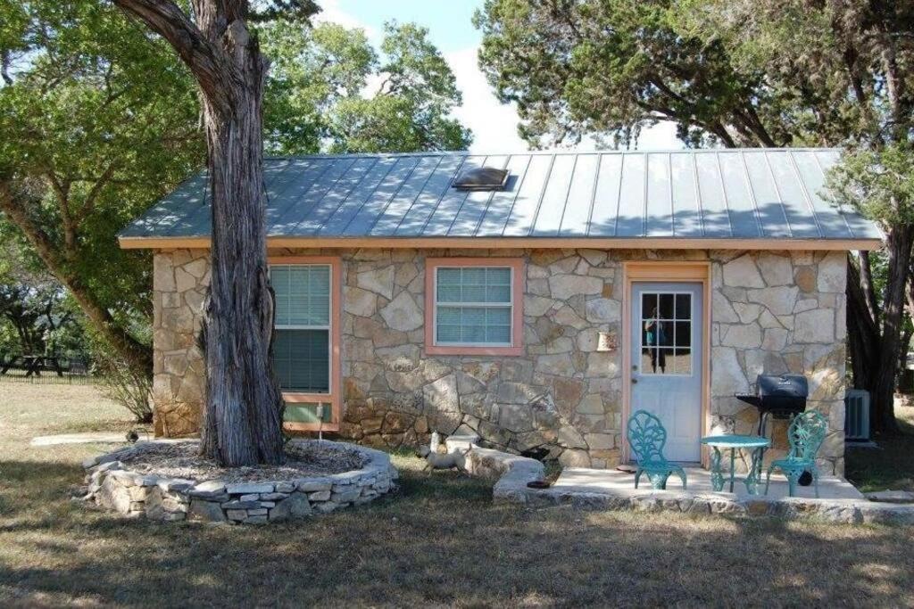 Amah's Cabin ~ Silver Spur Dancehall Ruins ~ - Housity
