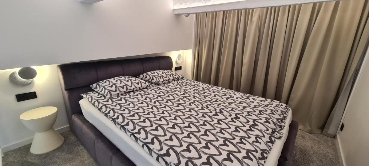 Stay in Kaunas & Radio City - Free Parking - Housity