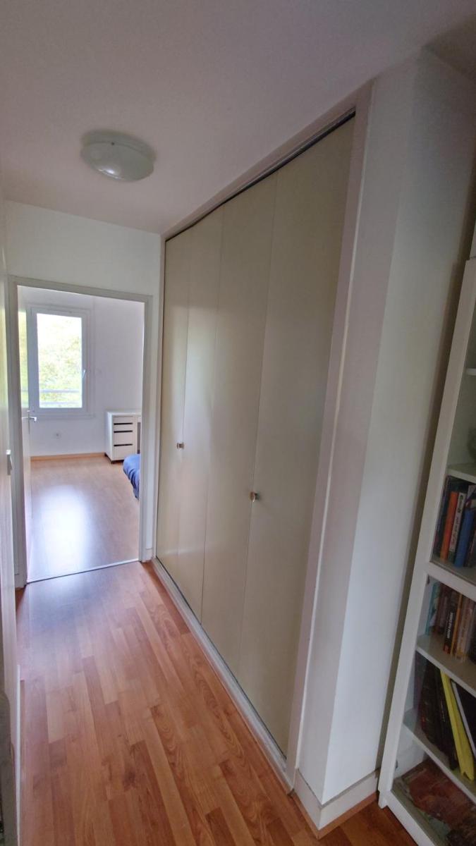 Chambre cosy, calme, vue sur parc + parking résidence - Housity