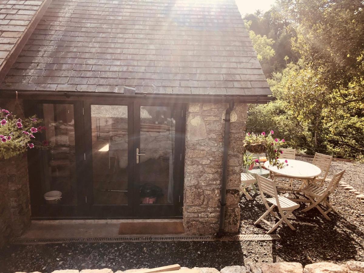Yar Tor Bungalow - Housity