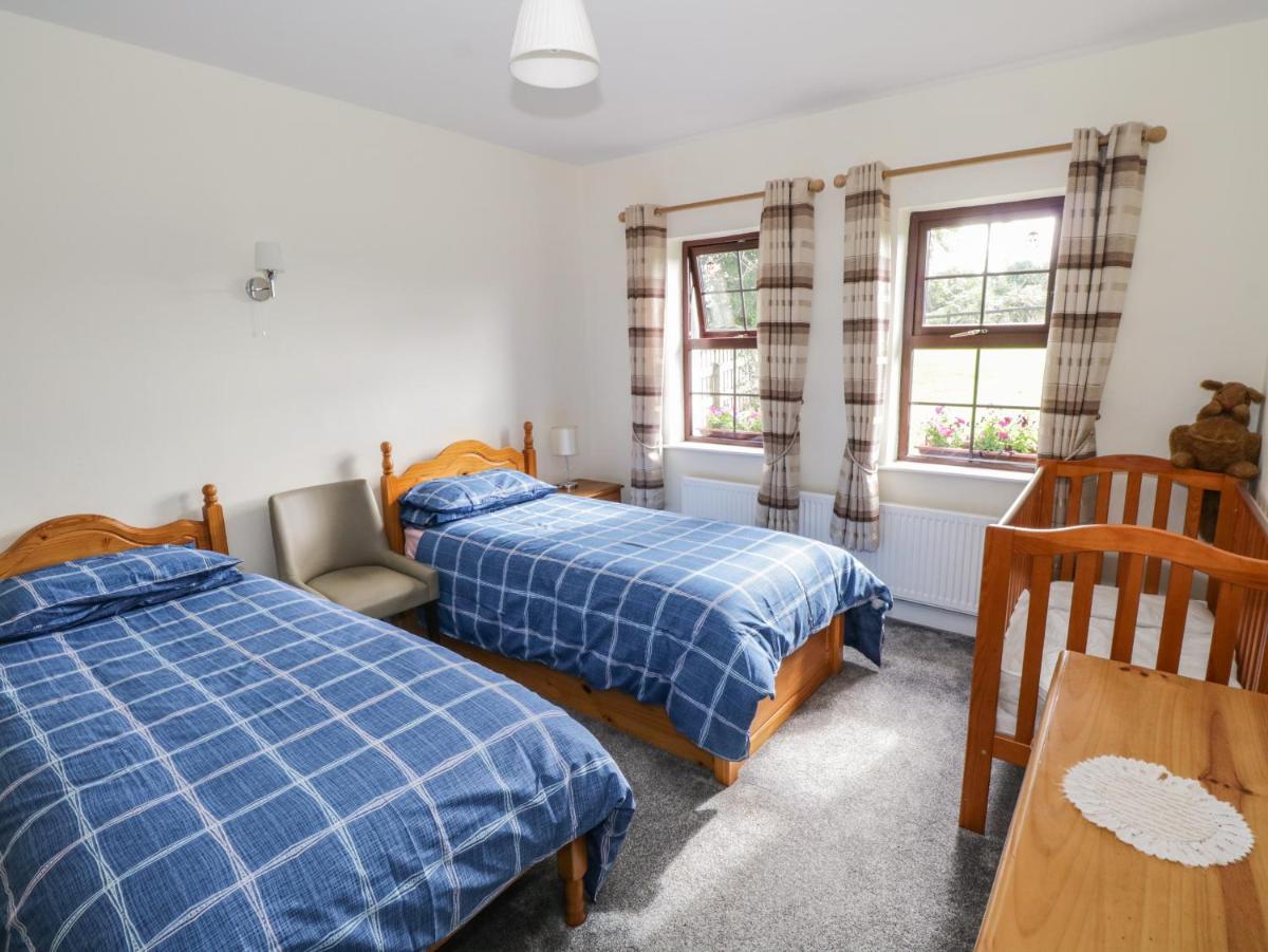 Belladrihid Cottage - Housity