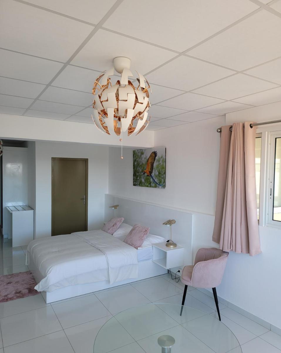Hello Guyane (8), Suite charme luxury, 5 étoiles - Housity
