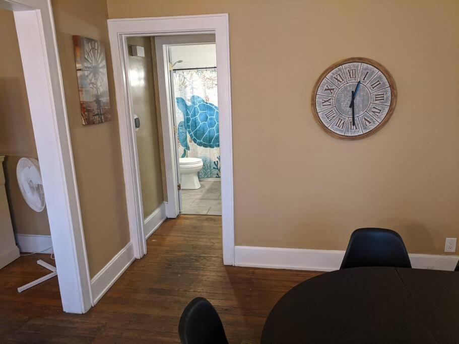 Ohio Ave 3 bed house Historic Downtown Loveland - Housity