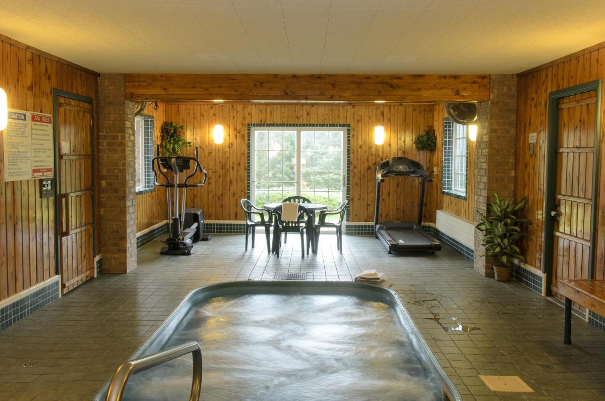 North Star Hotel Pictured Rocks - Housity