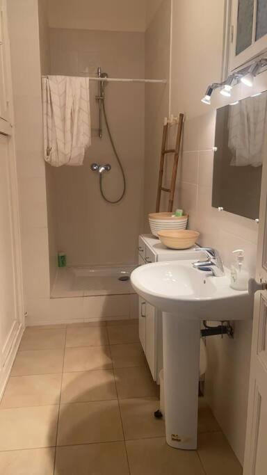 Amazing 2-bedroom apartment in Nice near the beach - Housity
