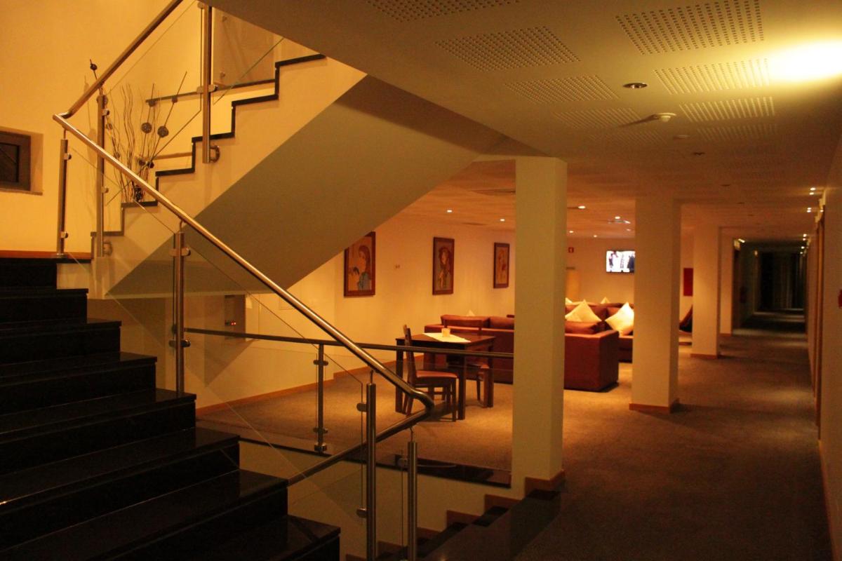 Imagem da galeria de Hotel O Gato & Spa em Odivelas