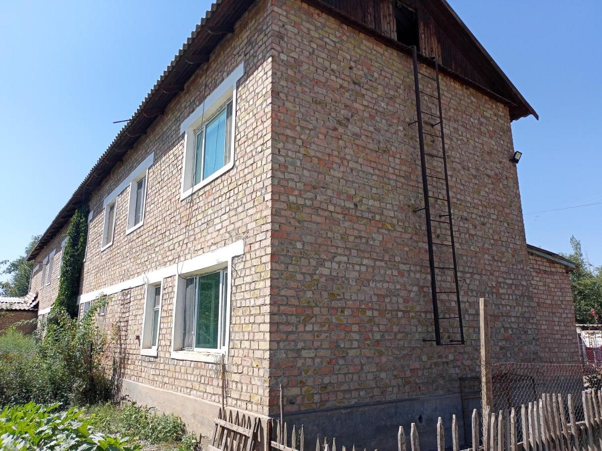 A Modern Village House Near The City - Housity