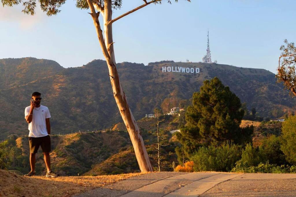Hollywood Hills 1940s Mansion - Housity