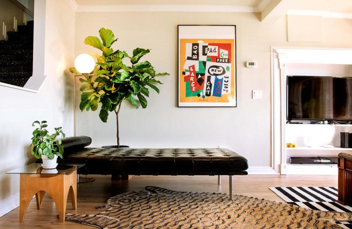 Hollywood Hills 1940s Mansion - Housity