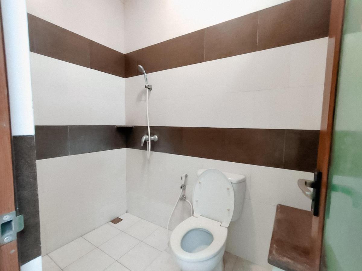 Ms Rini Homestay - Housity