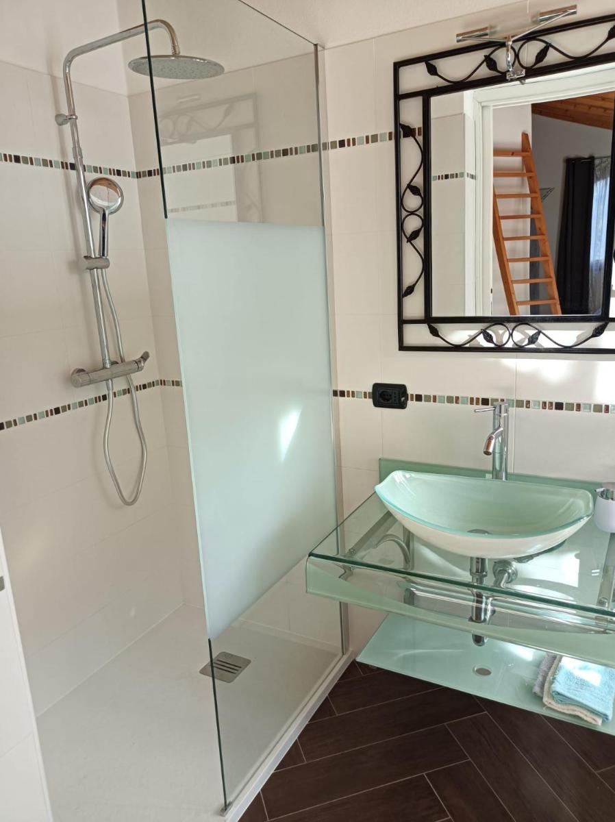 Al Picchio Verde A.P.S. - Housity