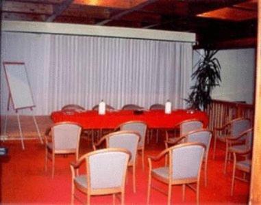 Hotel Corone - Housity