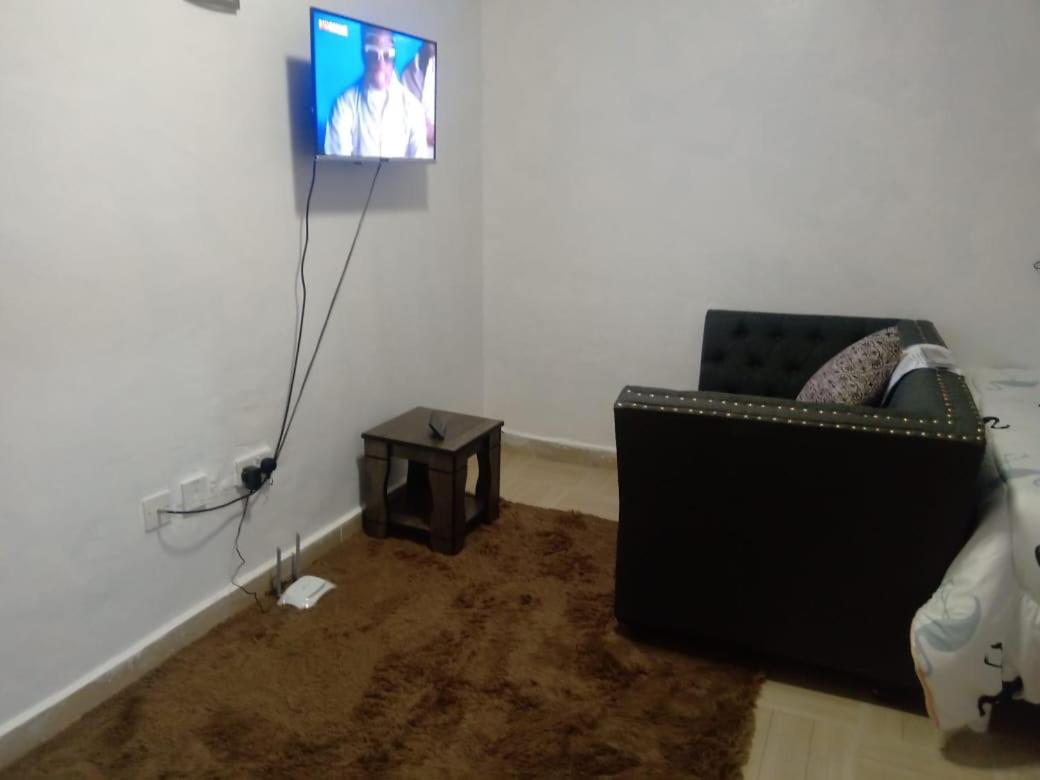 Lux Suites Shooters Apartments Utawala - Housity