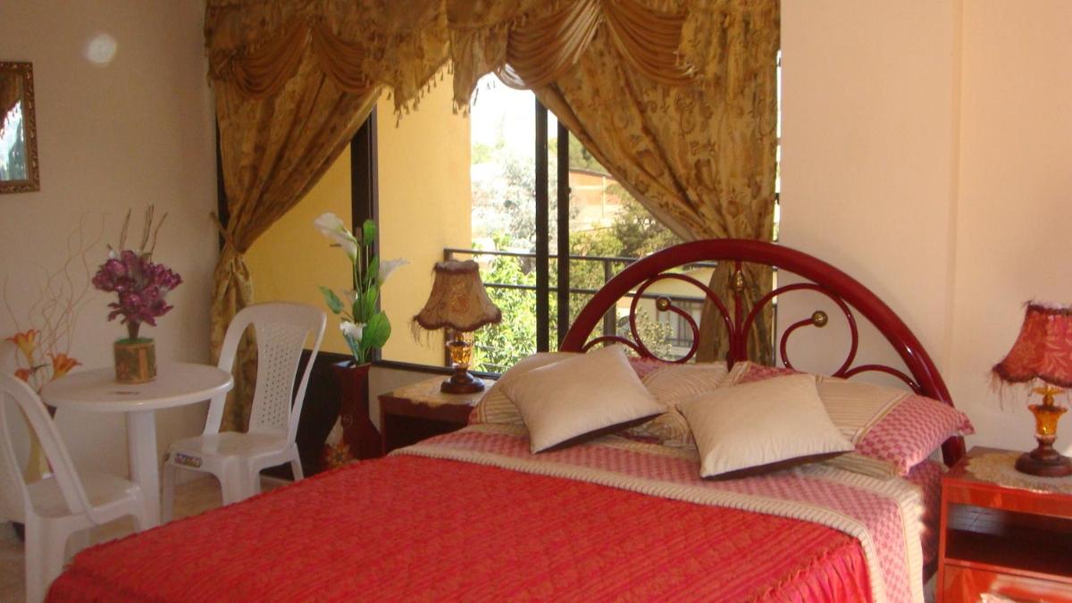 Suitetrails - Hostal Olympic