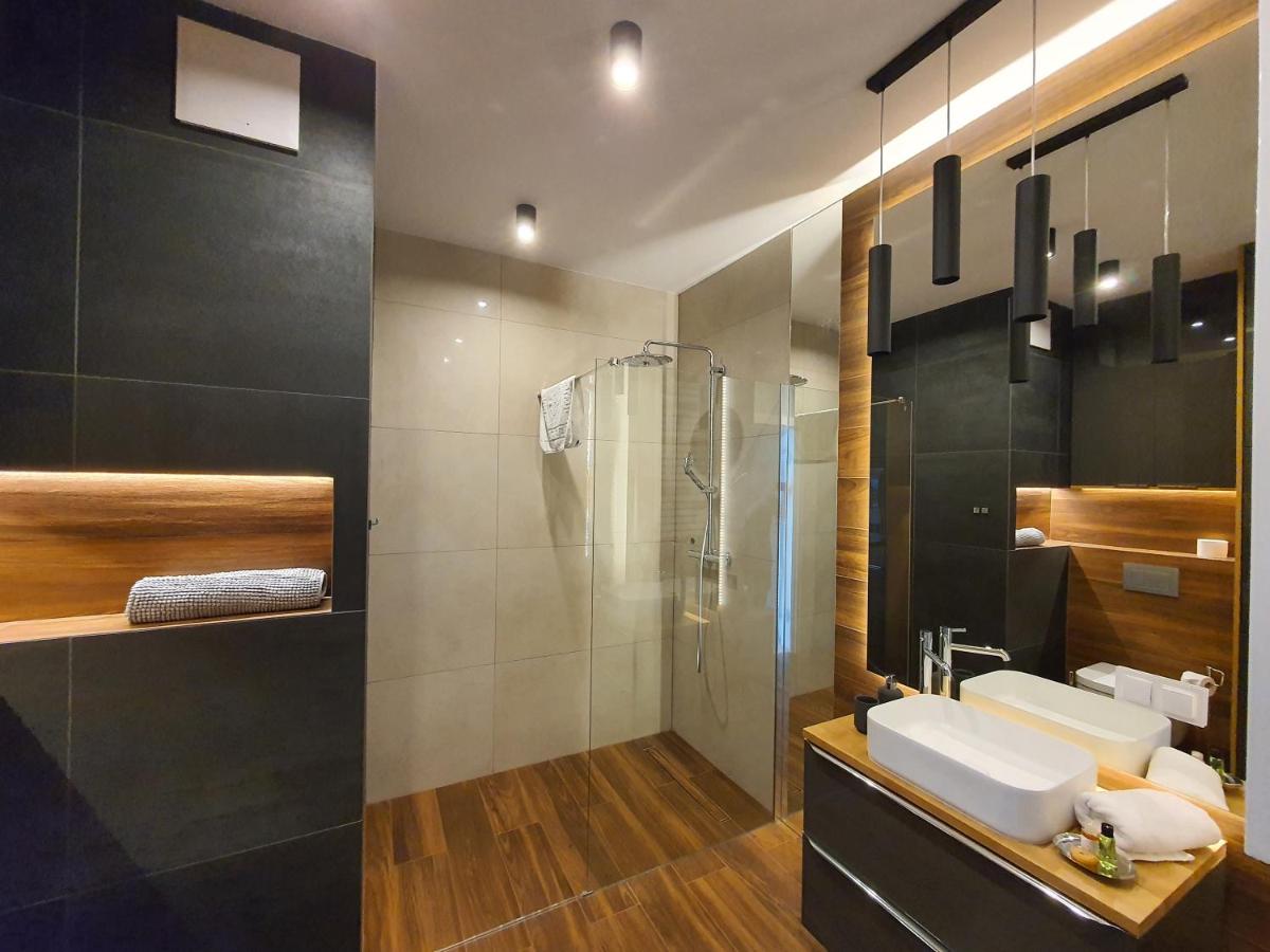 Capital Apartments Panorama - Housity