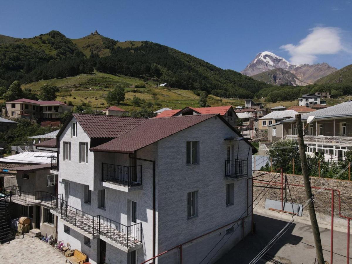 Kazbek view Hostel - Housity