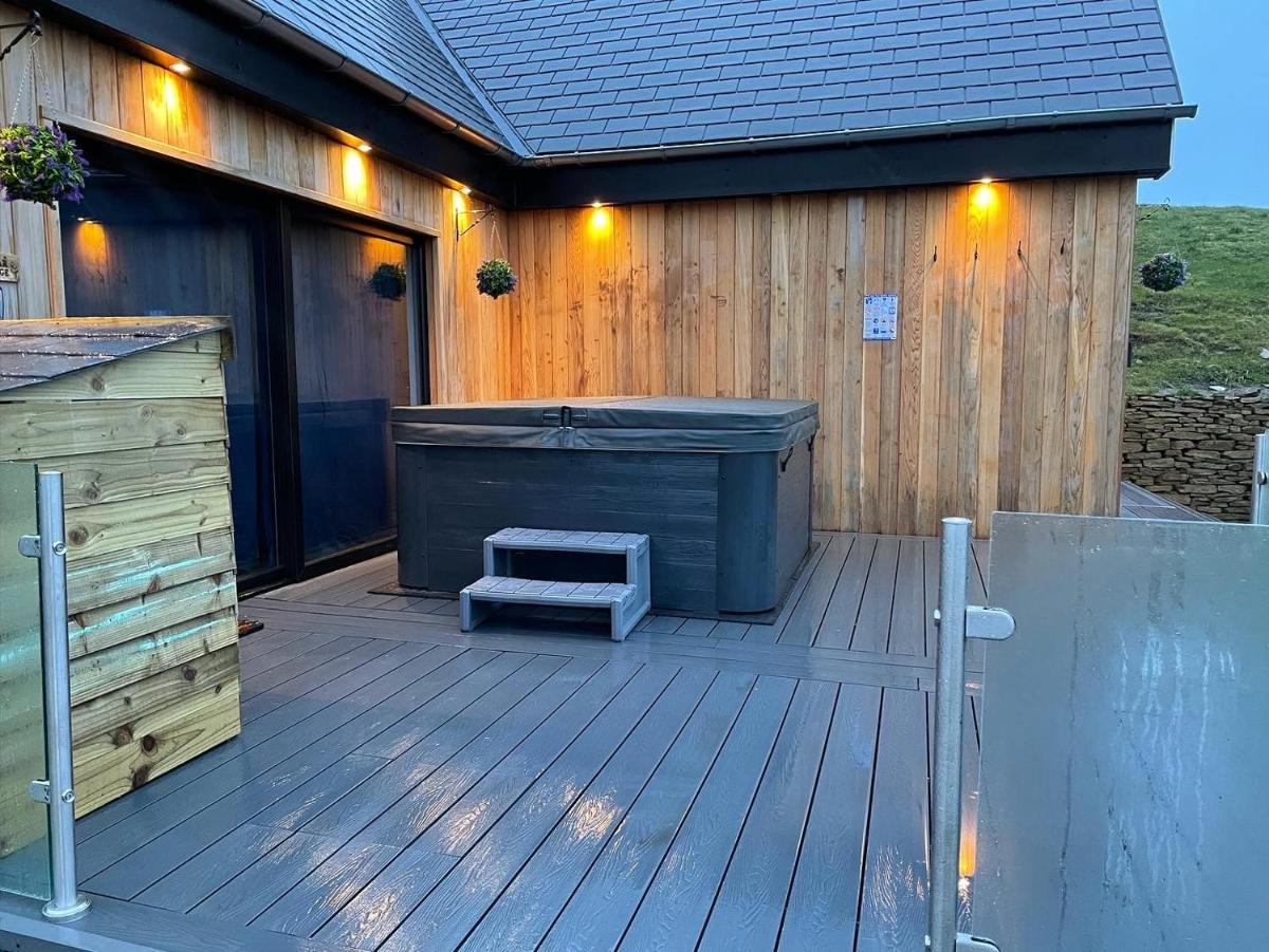 Cedar Lodge - Housity