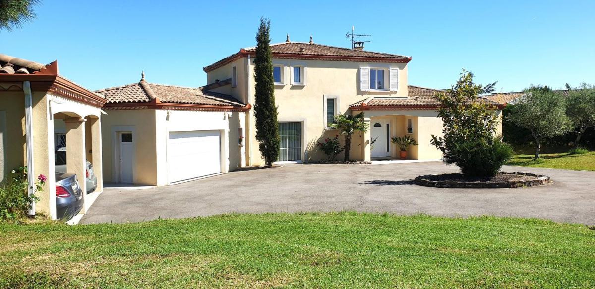 Magnifique villa Toulouse piscine/spa/vue Pyrénées - Housity