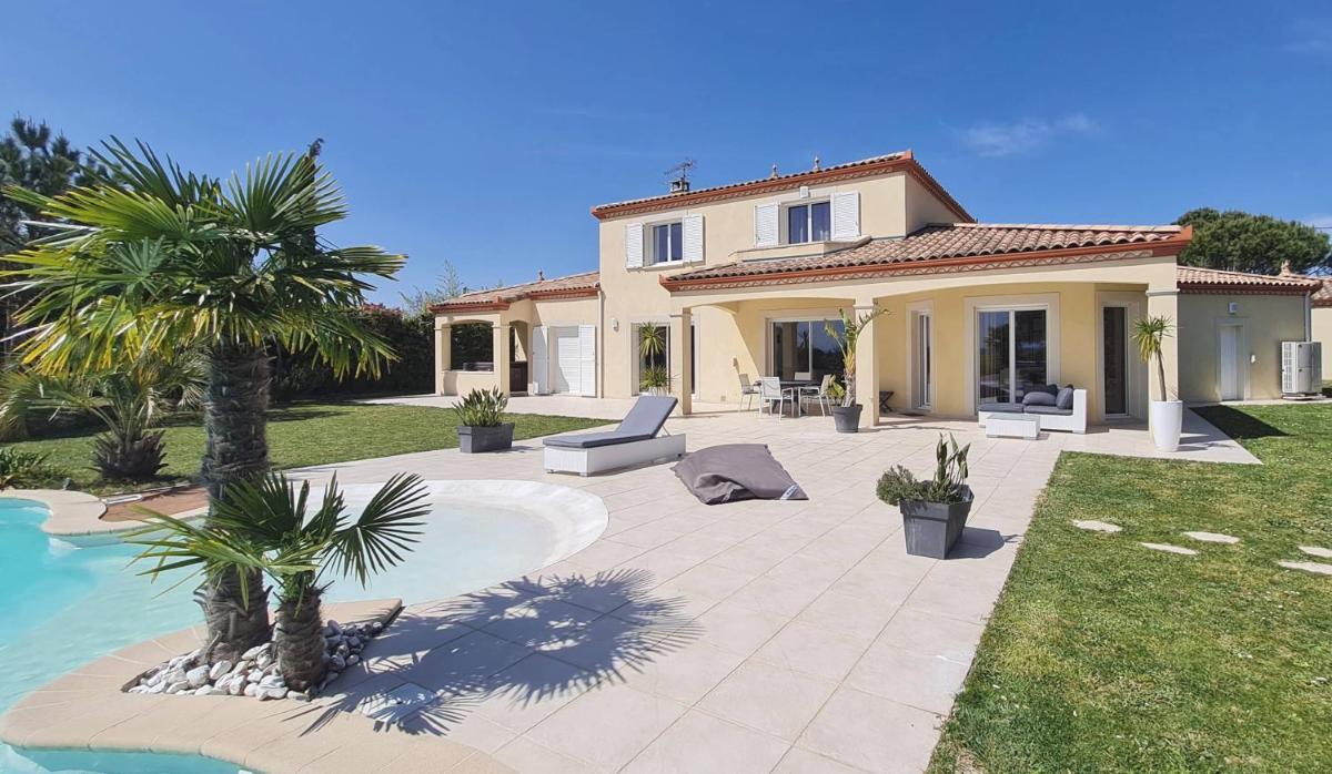Magnifique villa Toulouse piscine/spa/vue Pyrénées - Housity