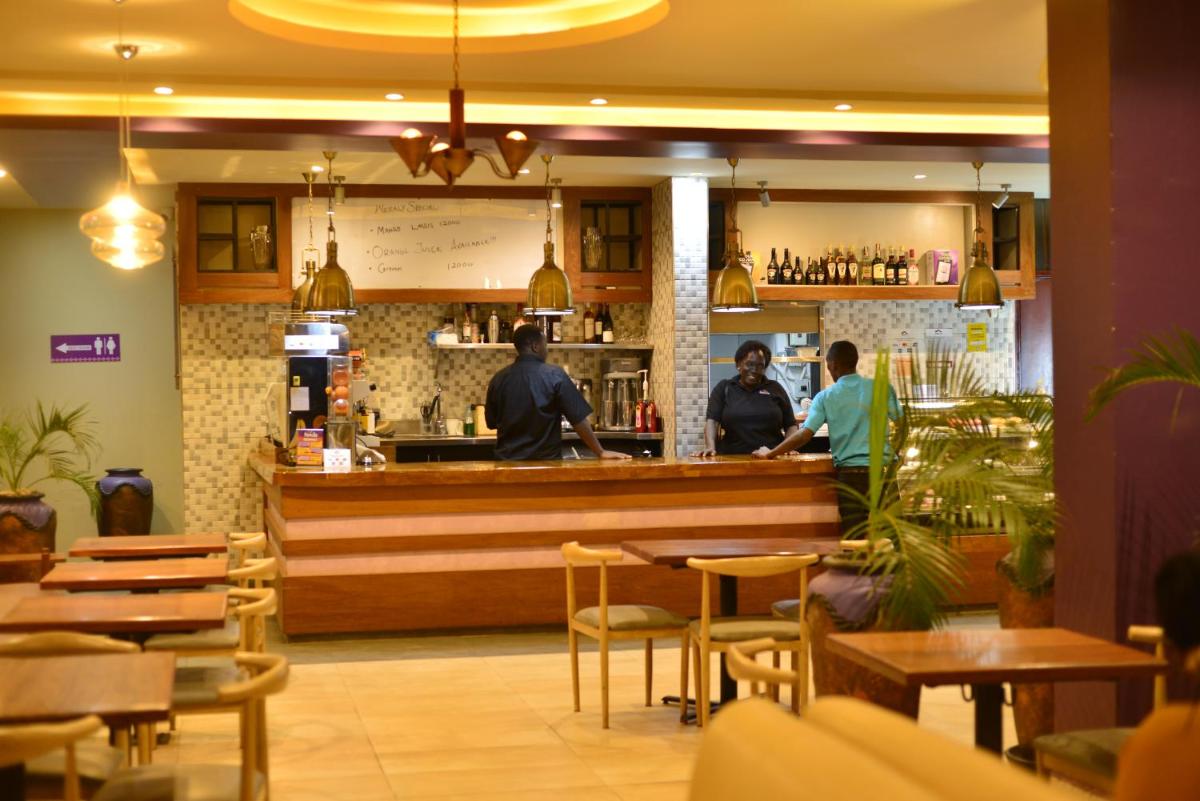 Suitetrails - Tenda Suites and Restaurant