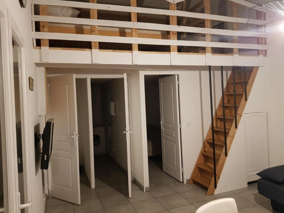 Belle petite maison neuve avec jardin privatif - Housity