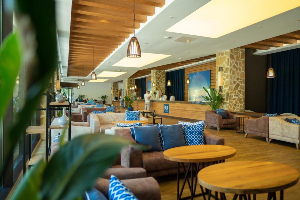TUI BLUE Seno - Adults Only - Housity