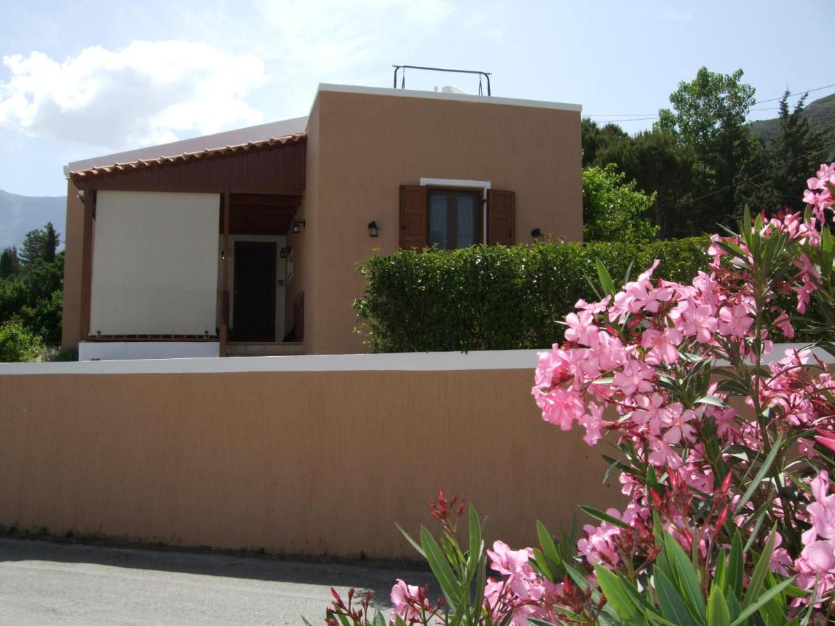 Amari Krini House - Housity