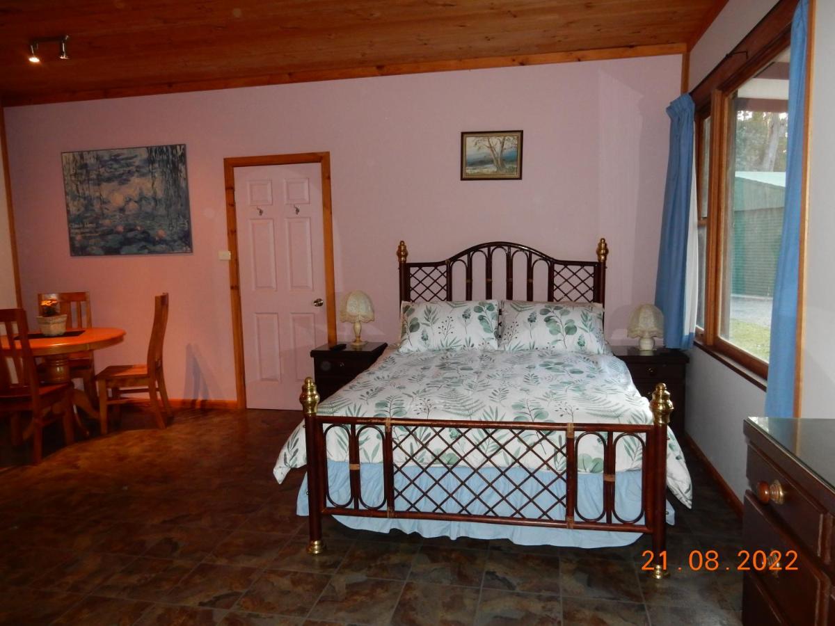 Self-contained Cabin 10 min to Huskisson - Housity