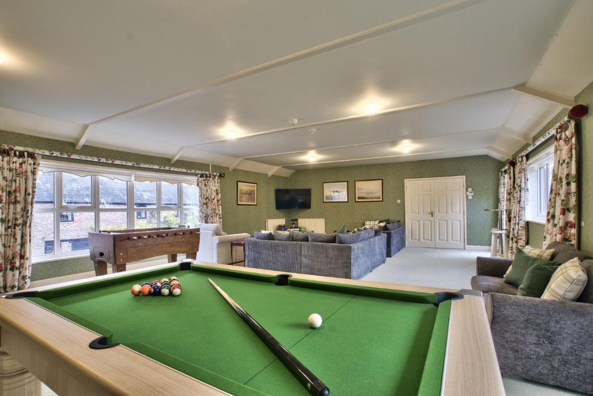 Fawley Court by Group Retreats - Housity