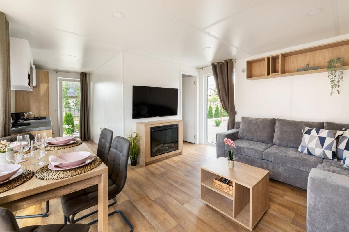 Wichrowe Wzgórze Lark House - Housity