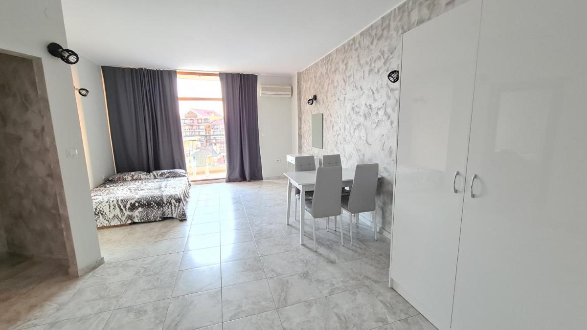 Lux apartment in 4 star Hotel - Housity